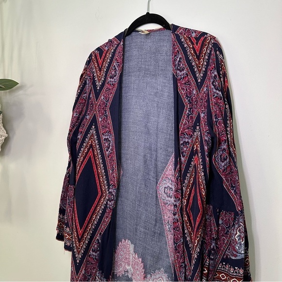 Xhilaration Other - Paisley Lightweight Flounce Kimono